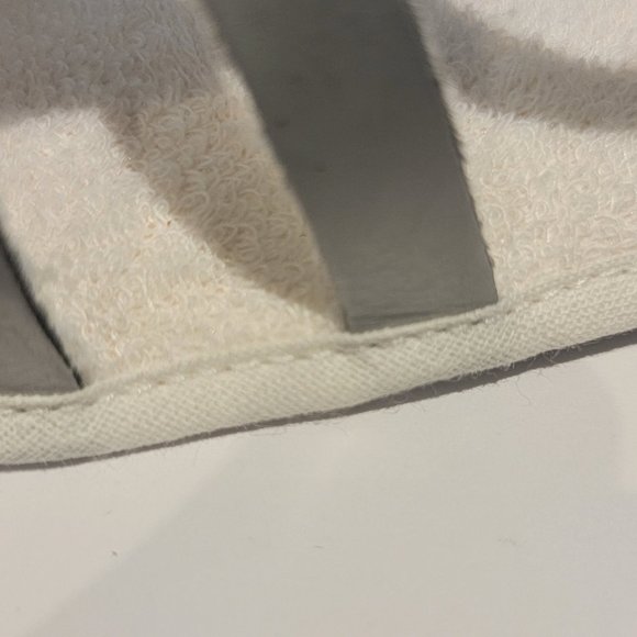 Versace Baby Shoes / Sandals Size 20eu / 5 - Used but great condition - Picture 2 of 16